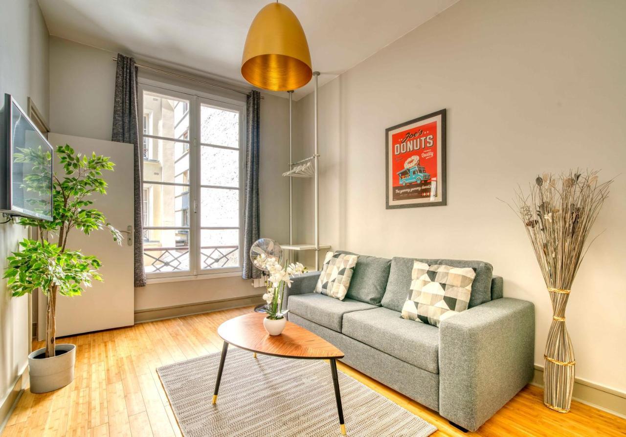 A Detruire 10 - Ne Pas Utiliser Apartment Paris Luaran gambar